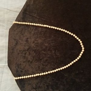 Vintage Single Strand Pearl Bead Necklace